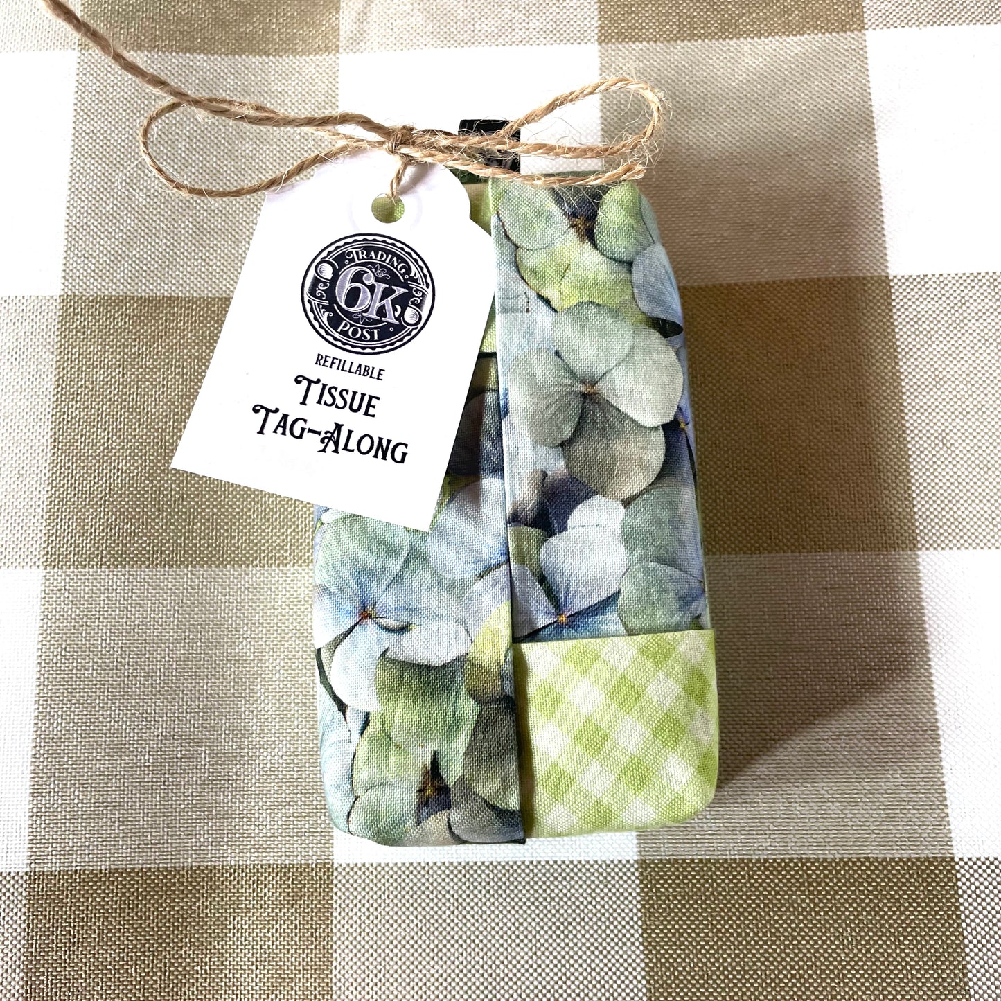 Tissue Tag-Along