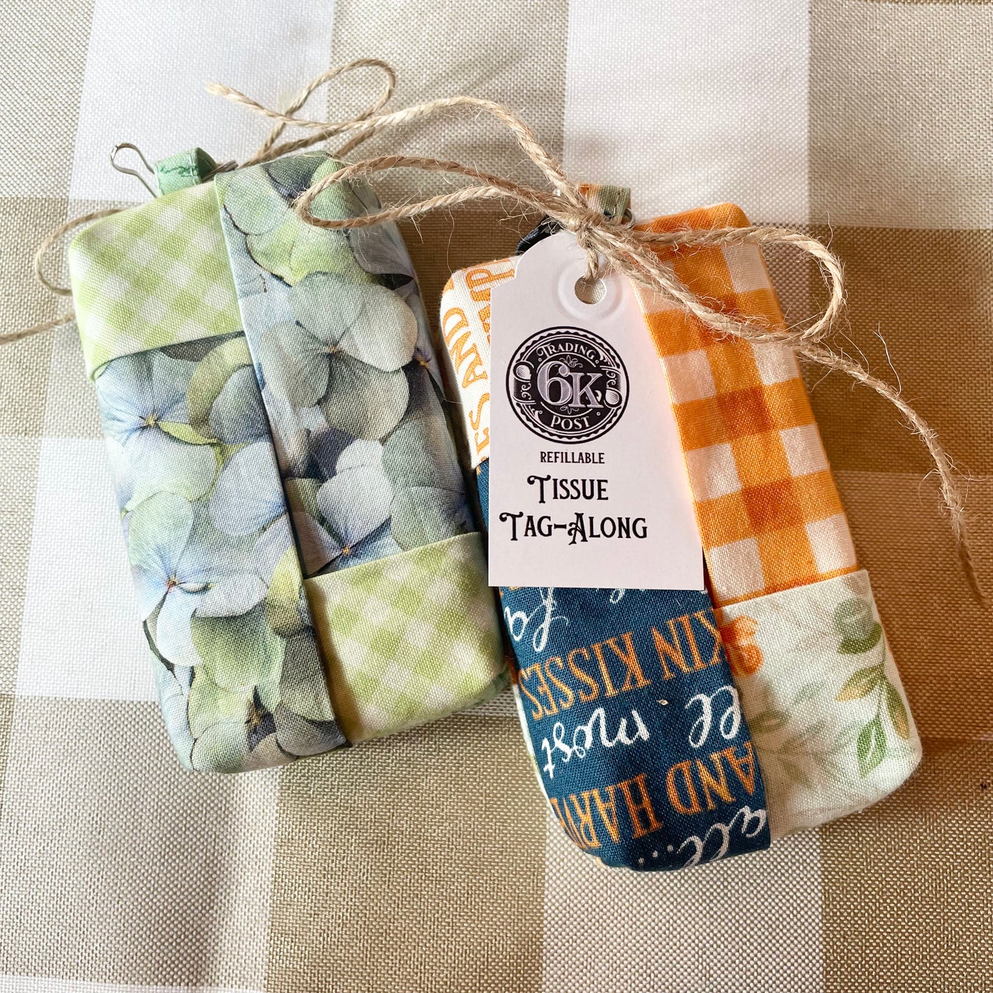 Tissue Tag-Along