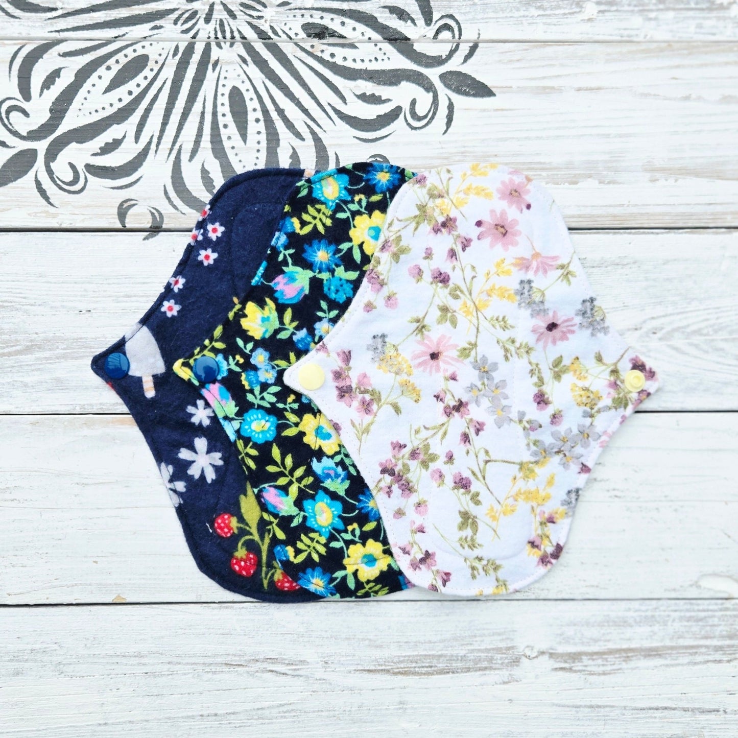 Ladies All Natural Cloth Pad Set - 6K Trading Post