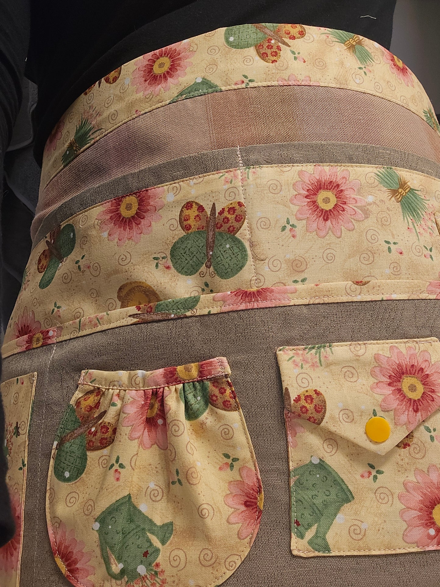 Heritage Farm and Garden Apron