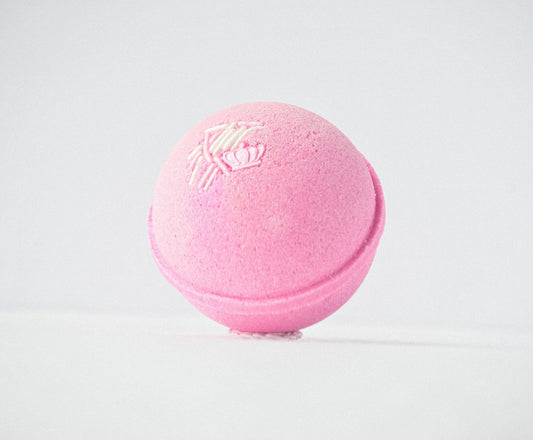 Berries and Cream Bath Bomb - 6K Soap