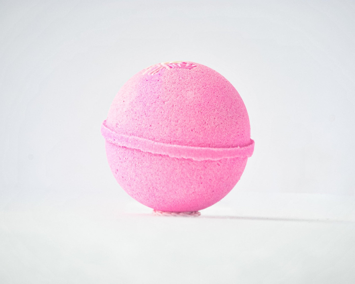 Berries and Cream Bath Bomb - 6K Soap