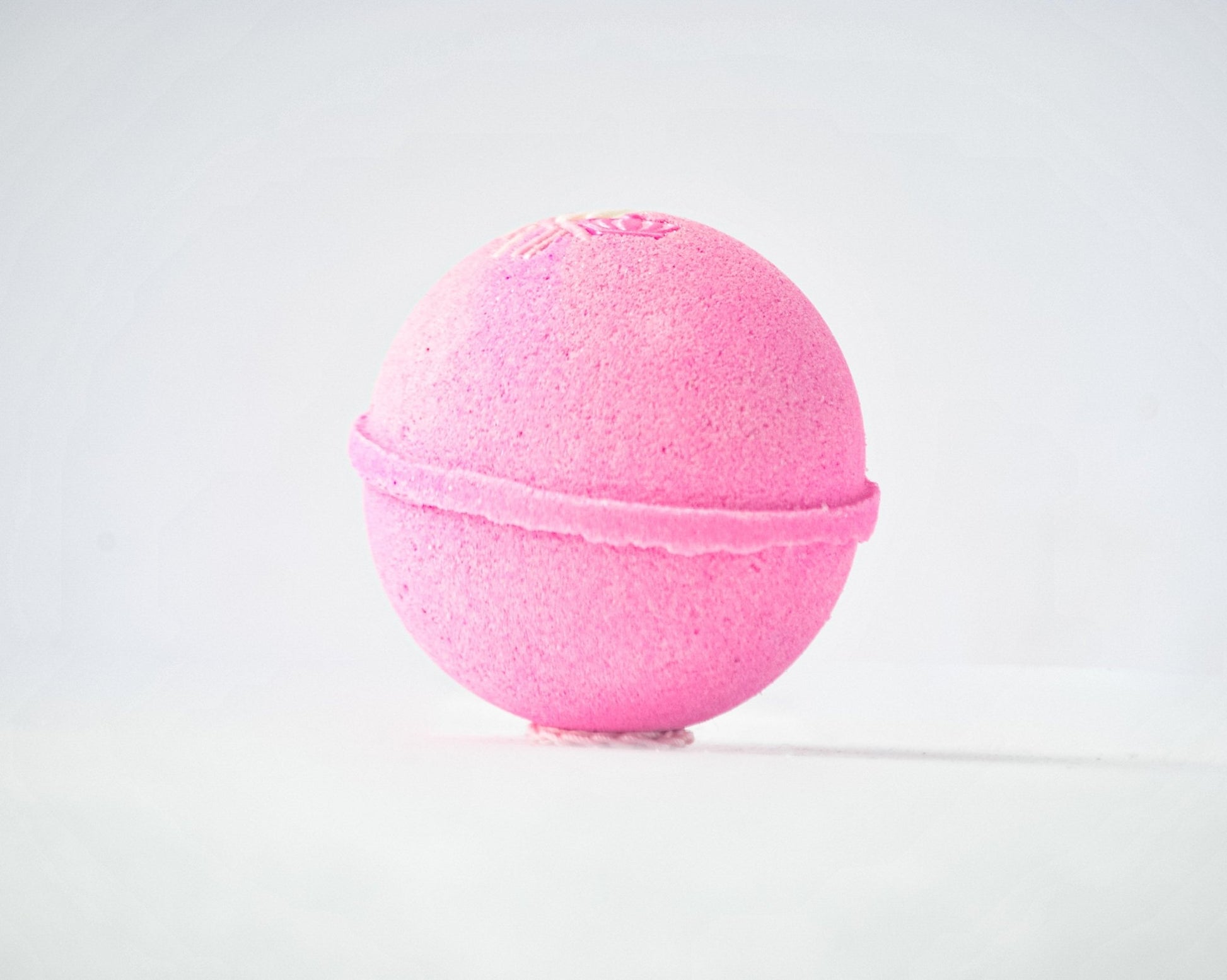 Berries and Cream Bath Bomb - 6K Soap